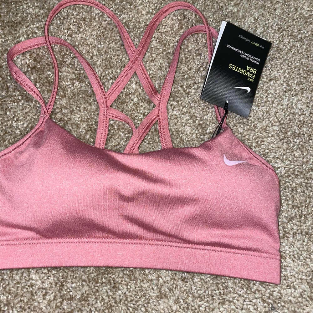 nike sports bra